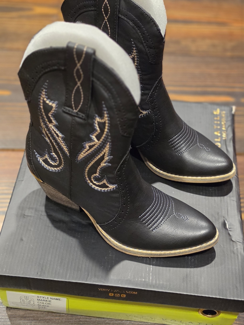 Very Volatile Markie Boot - Picture 4 of 8